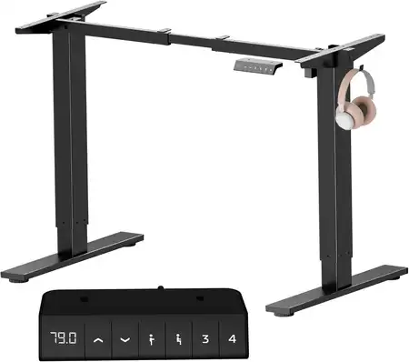 Marco de escritorio elevable Sanodesk E1 en color negro con controlador digital, gancho para auriculares y ajuste eléctrico silencioso.